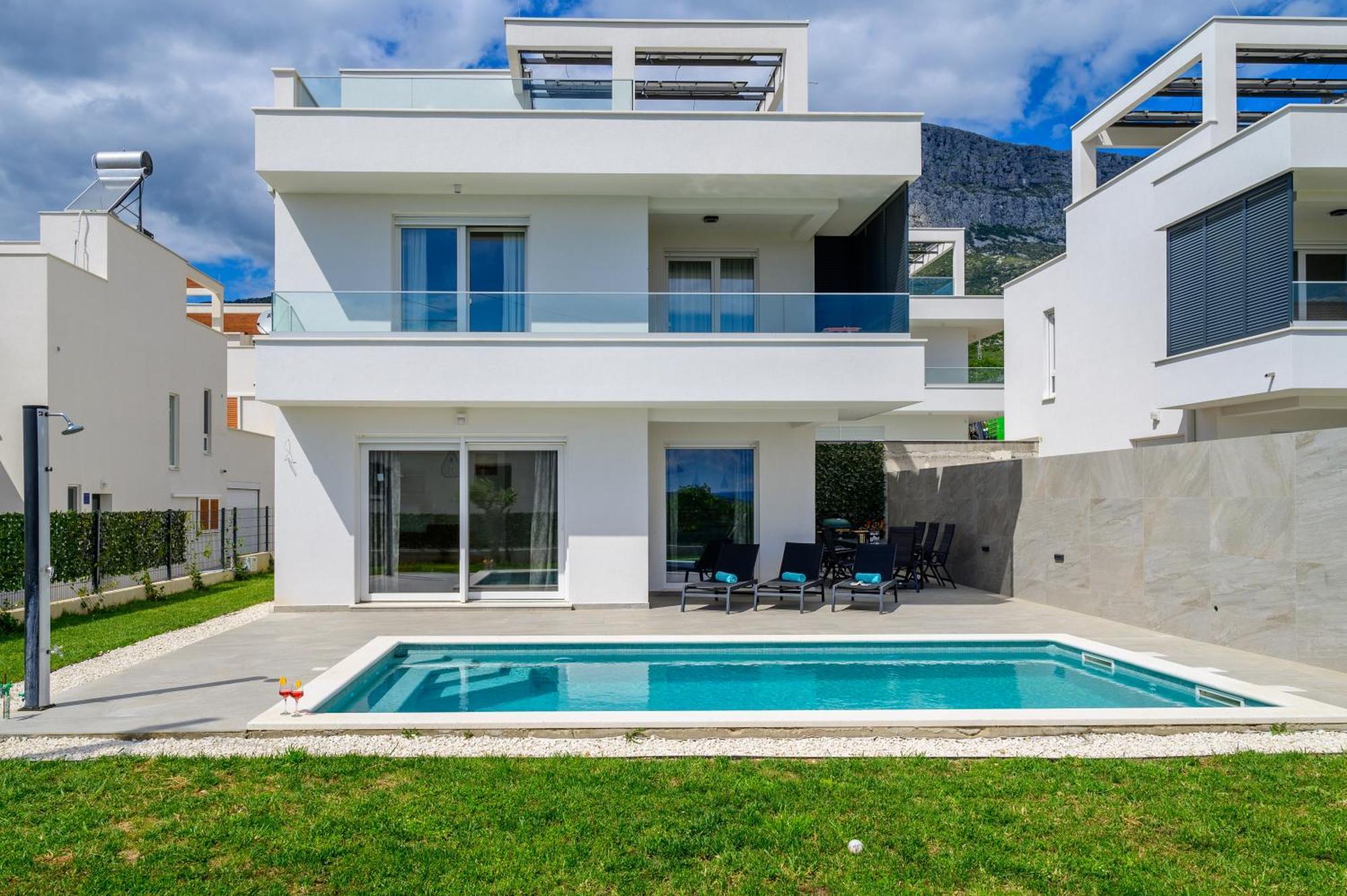 Villa 3I Каштела Экстерьер фото